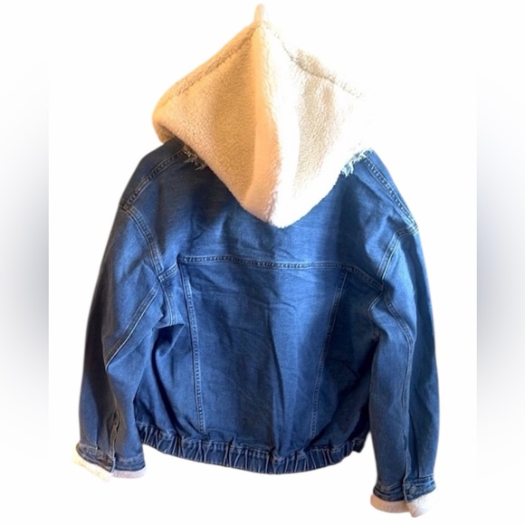 Veveret Faux Fur Hooded Denim Jacket Size Large Blue Collared Neckline Sherpa - Picture 6 of 15